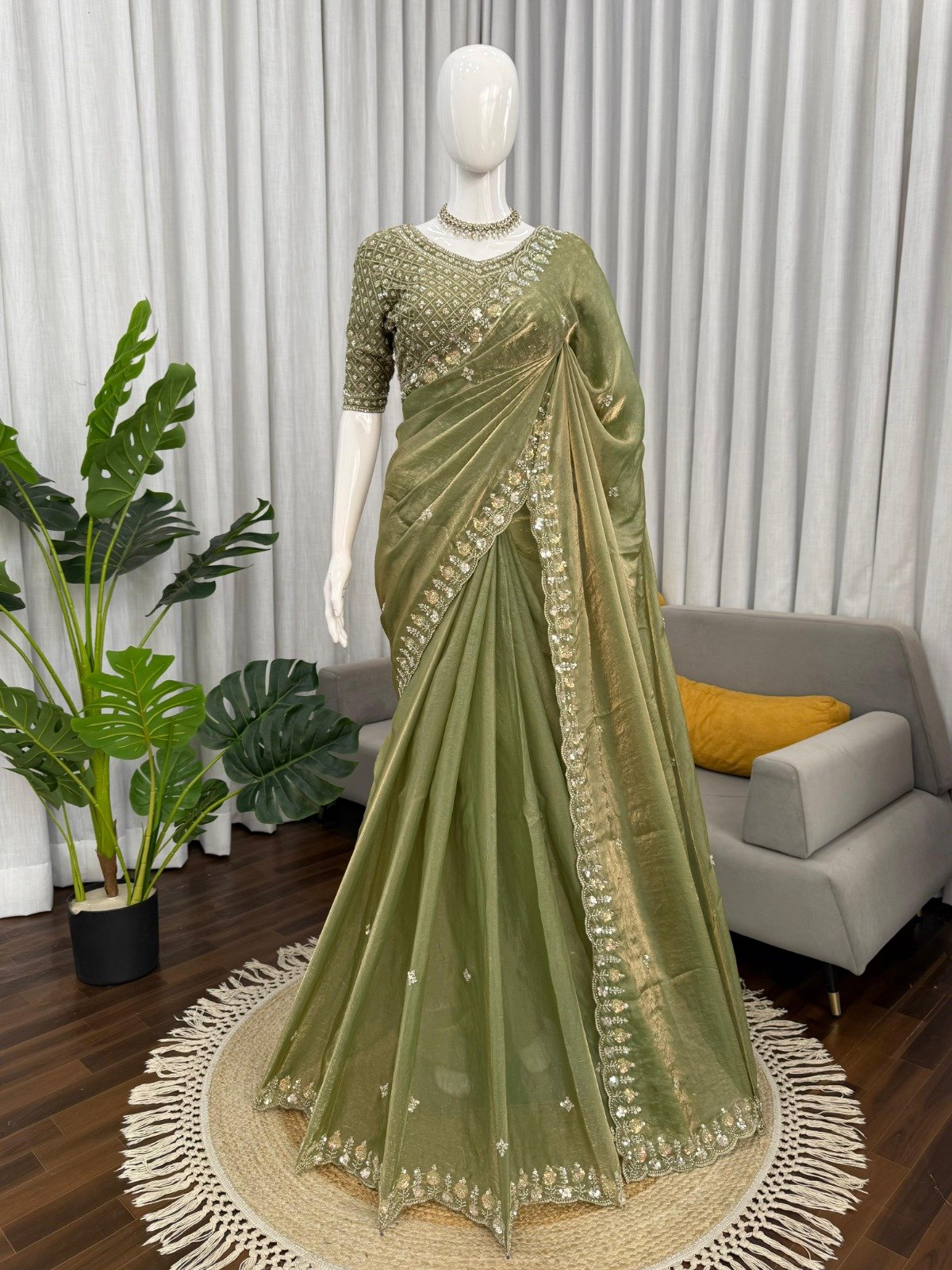 Elegant Fendy Silk Designer Saree 